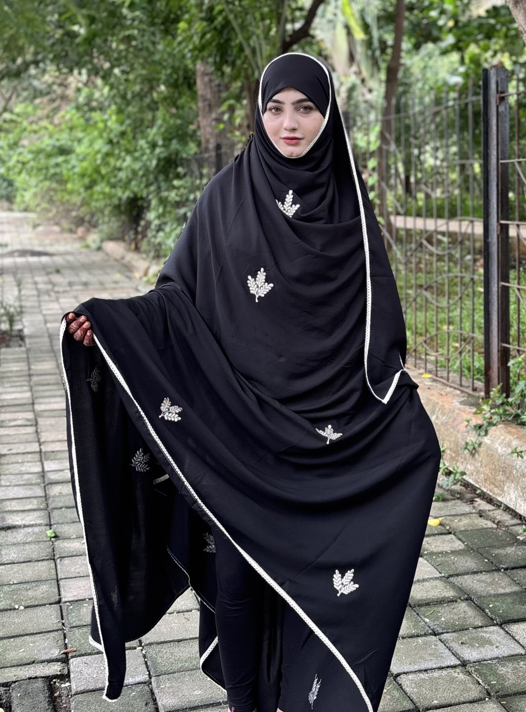 Haya Chadar with Embroidery (Black) - Image 5