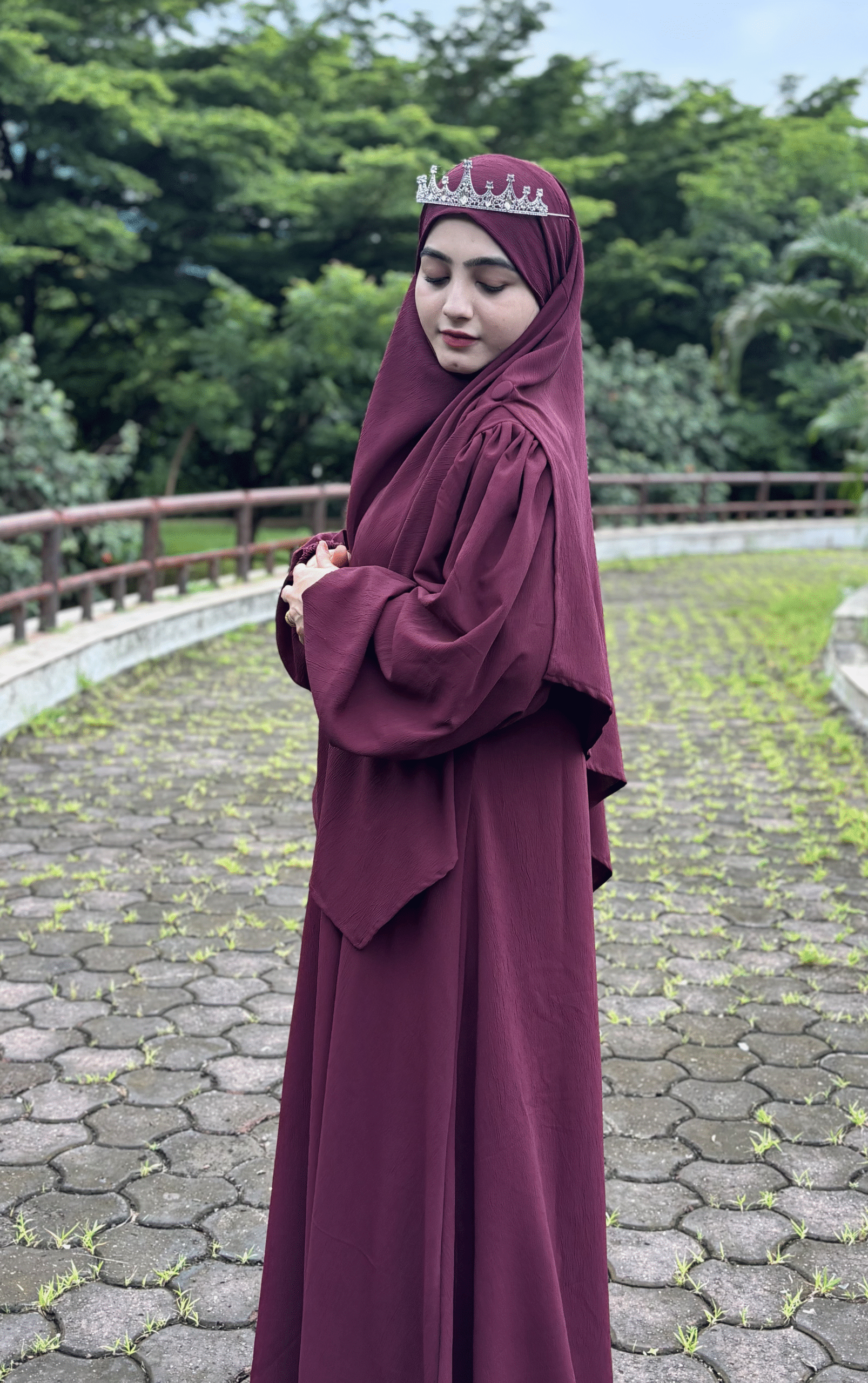 Malikah Abaya (Maroon) - Image 2