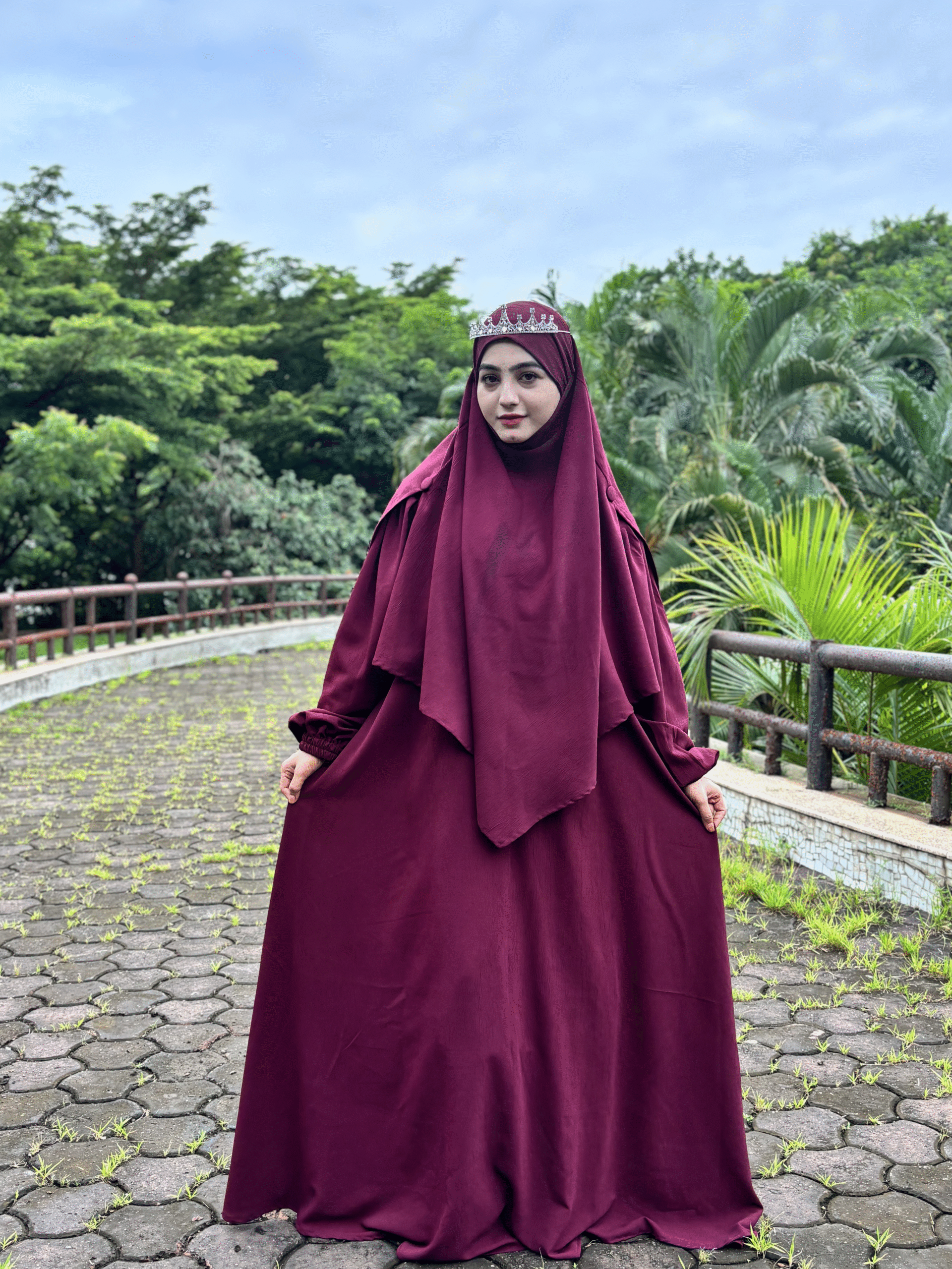 Malikah Abaya (Maroon) - Image 3