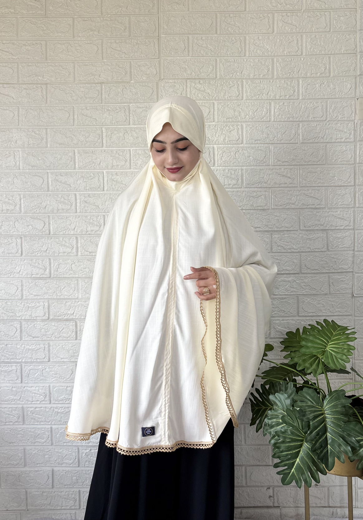 Namaz Makhna without Sleeve (48" Cream)