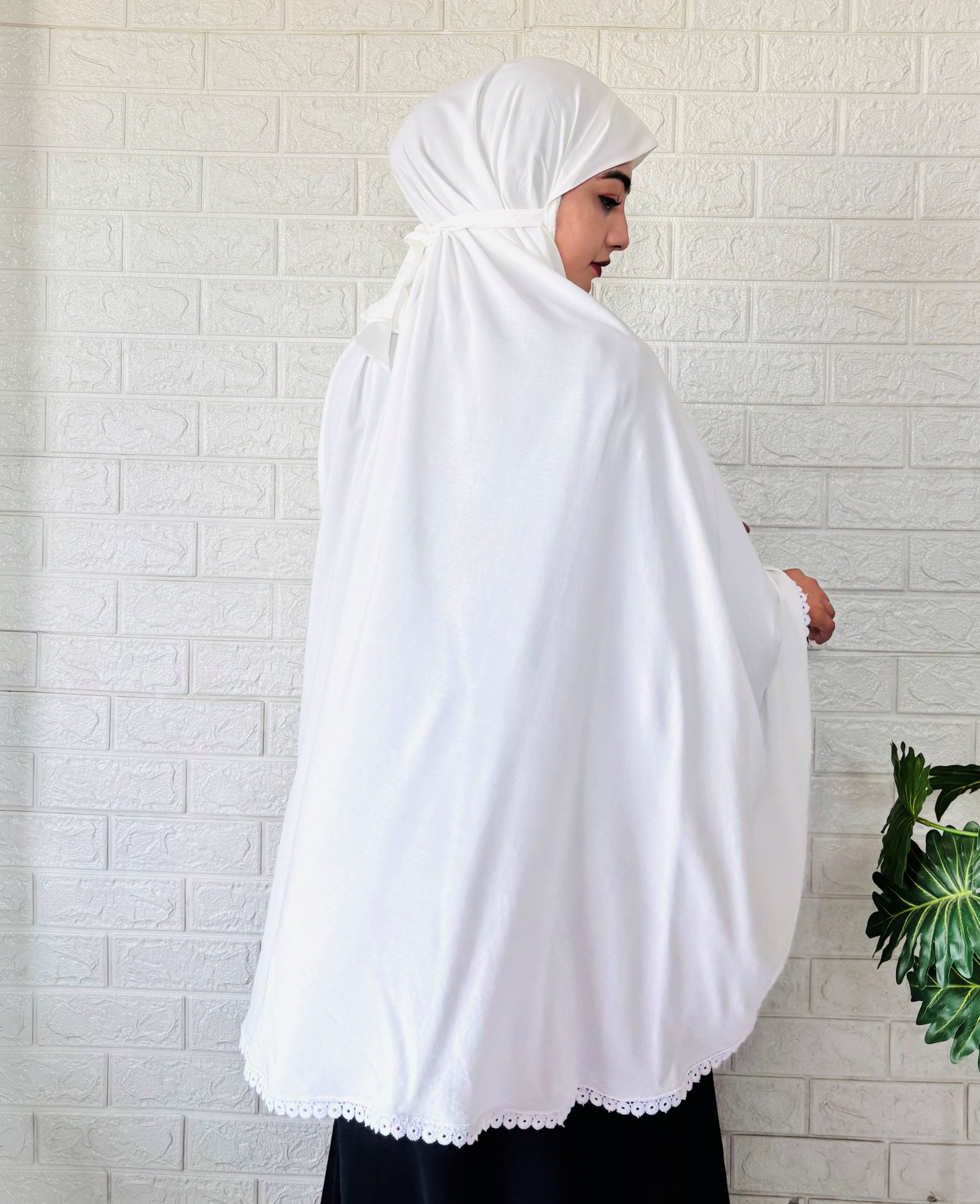 Namaz Makhna without Sleeve (48" White) - Image 4