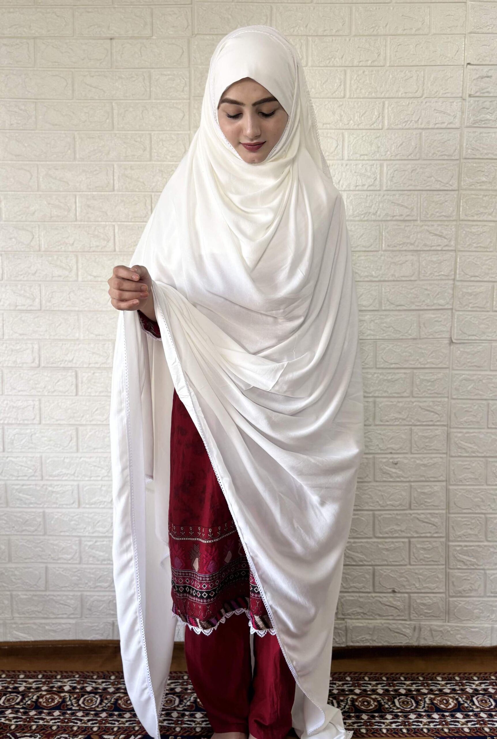 Haya Chadar (White) - Image 2