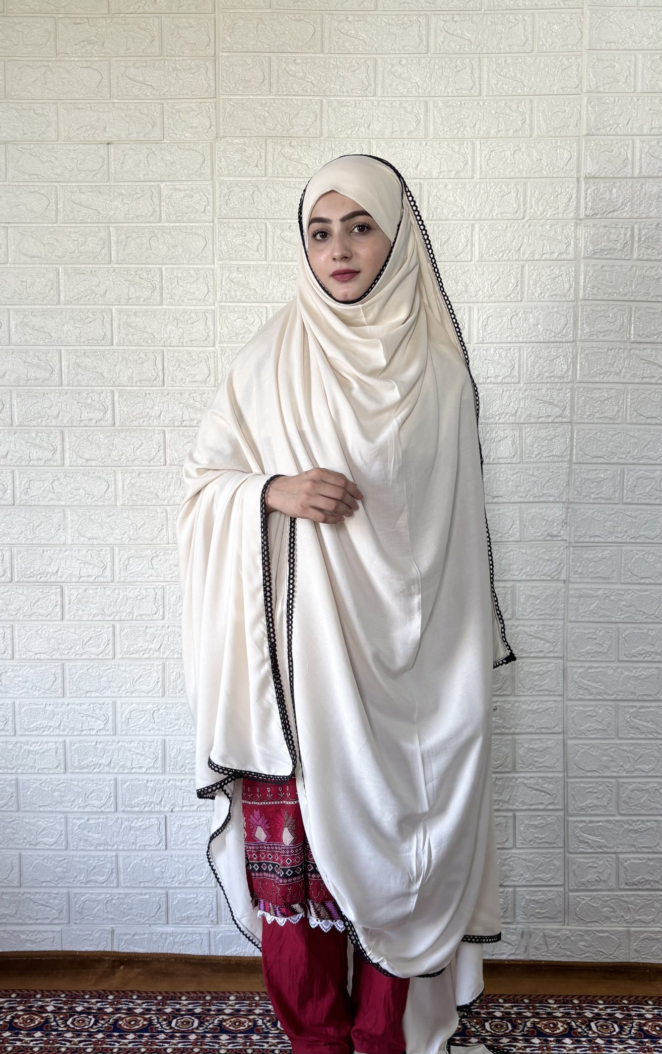 Haya Chadar (Beige Color) - Image 3