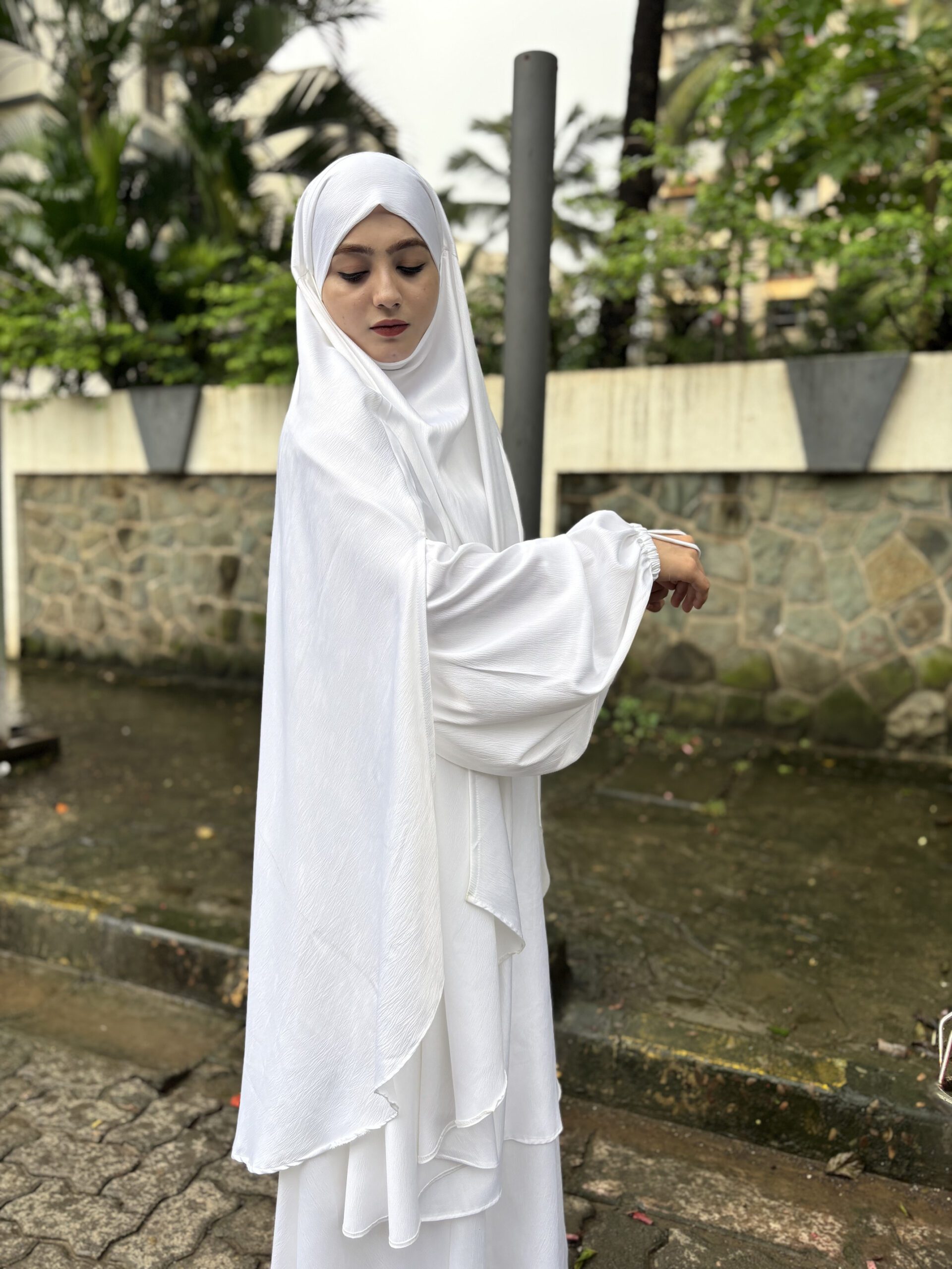 Zahra Abaya - Image 4