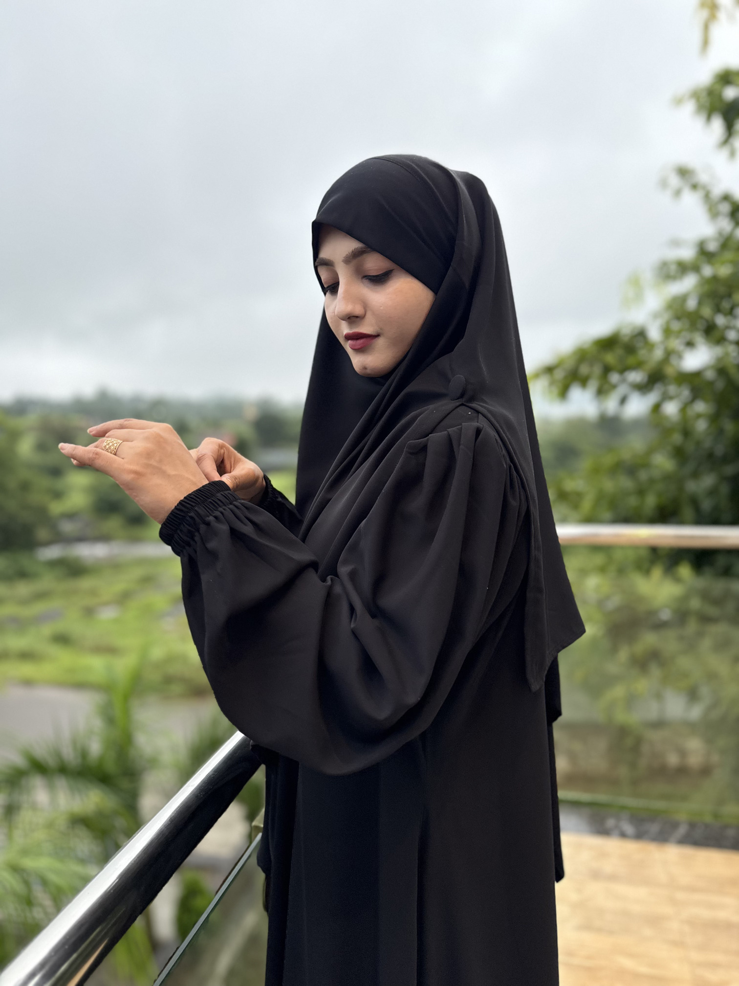 Malikah Abaya (Black)