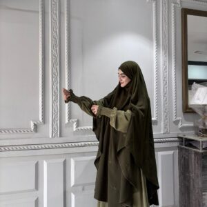 Aswad Abaya (Olive Charm)